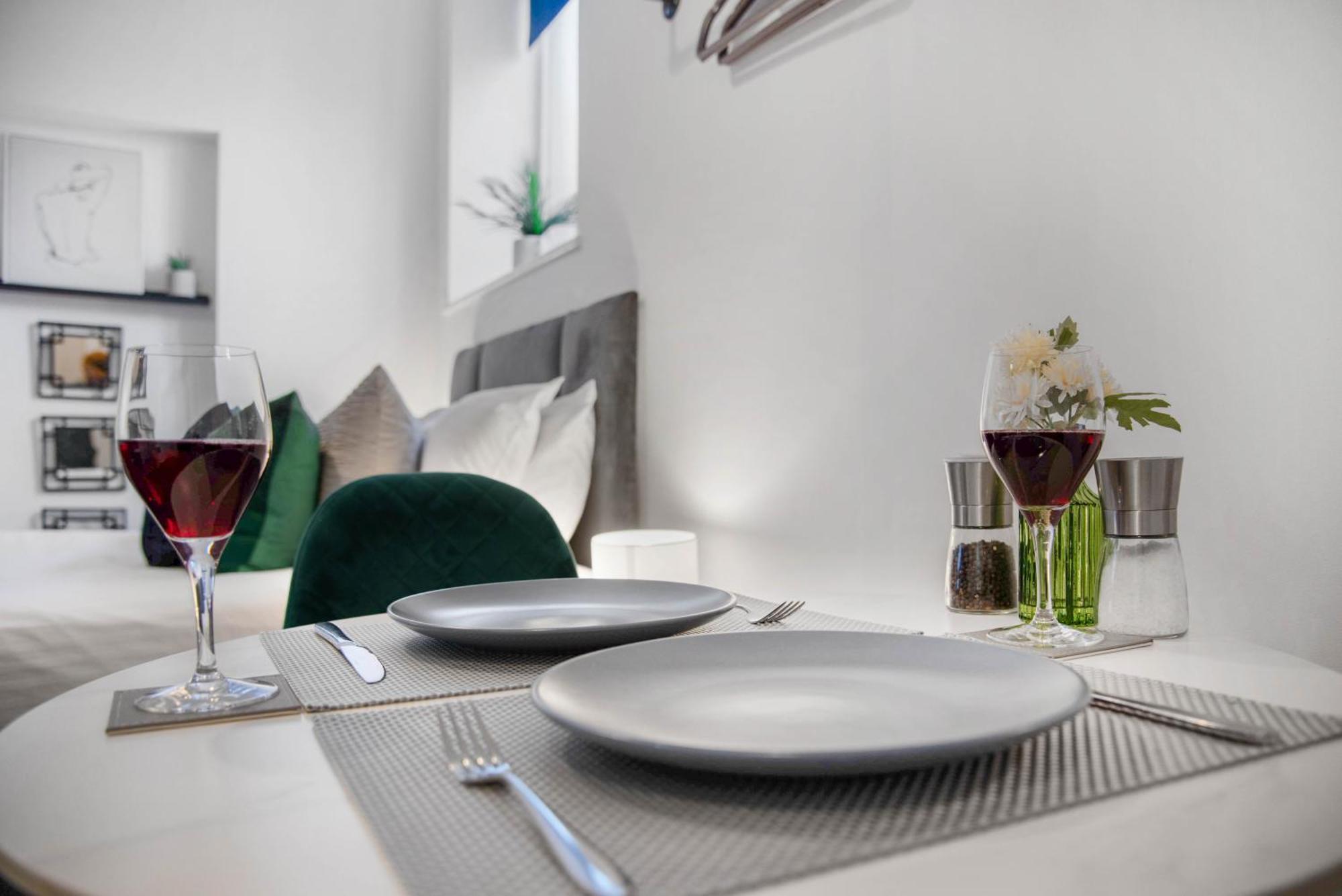 Whiskawaystays Foregate Studio No 3 Устър Екстериор снимка